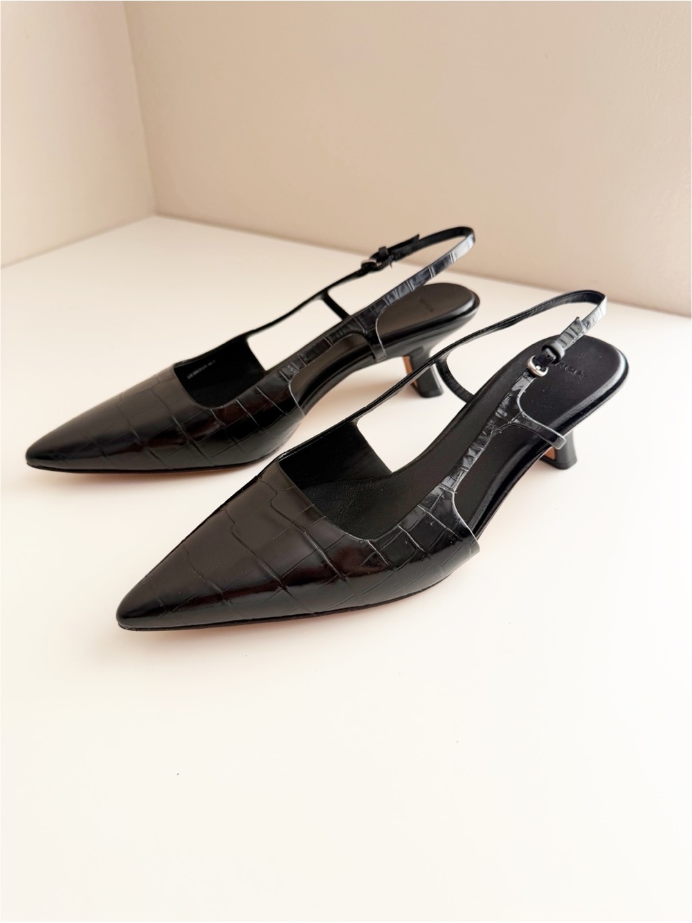 Vince Black Croc-Embossed Pointed Slingback Kitten Heels size 8